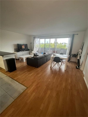 t4 à la location -   94410  SAINT MAURICE, surface 75 m2 location t4 - UBI436963472